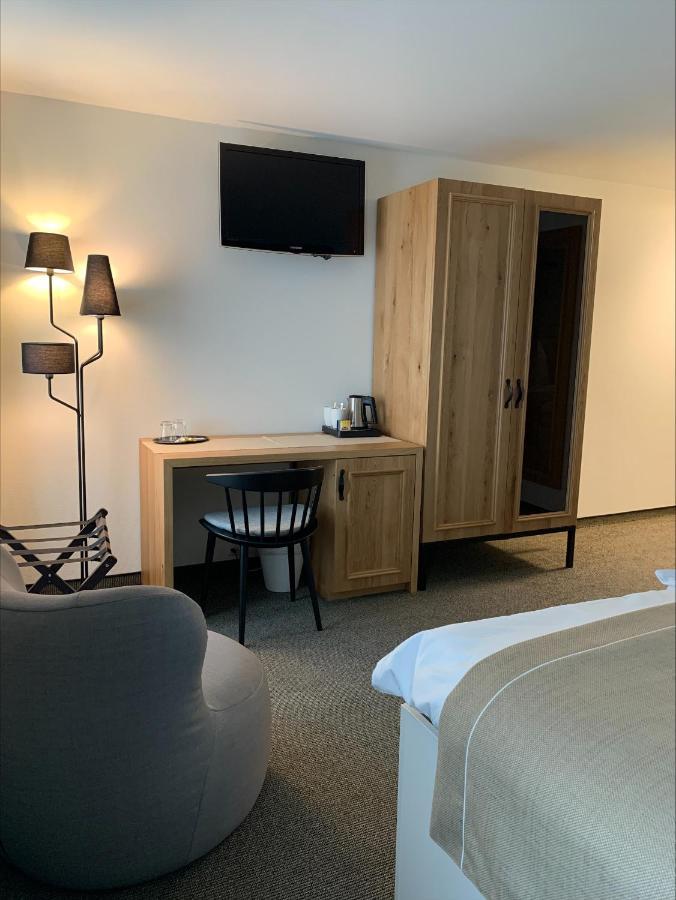 Hotel Engel Am Bahnhof Wädenswil المظهر الخارجي الصورة